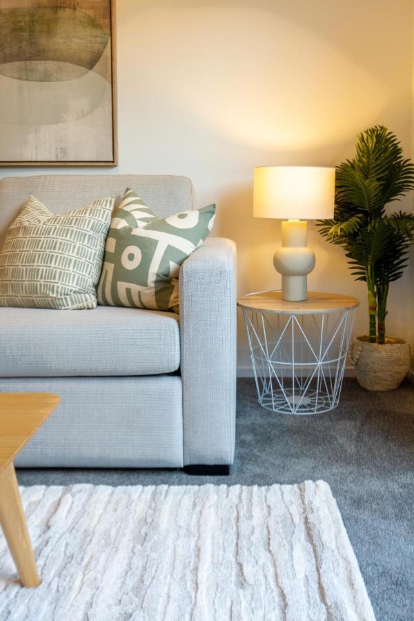 Urban Park Escape 2 Bed 2 Bath W/Carpark Apartman Christchurch Kültér fotó